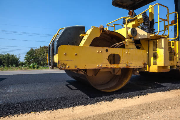 Best Permeable Paver Driveway  in Newark, TX
